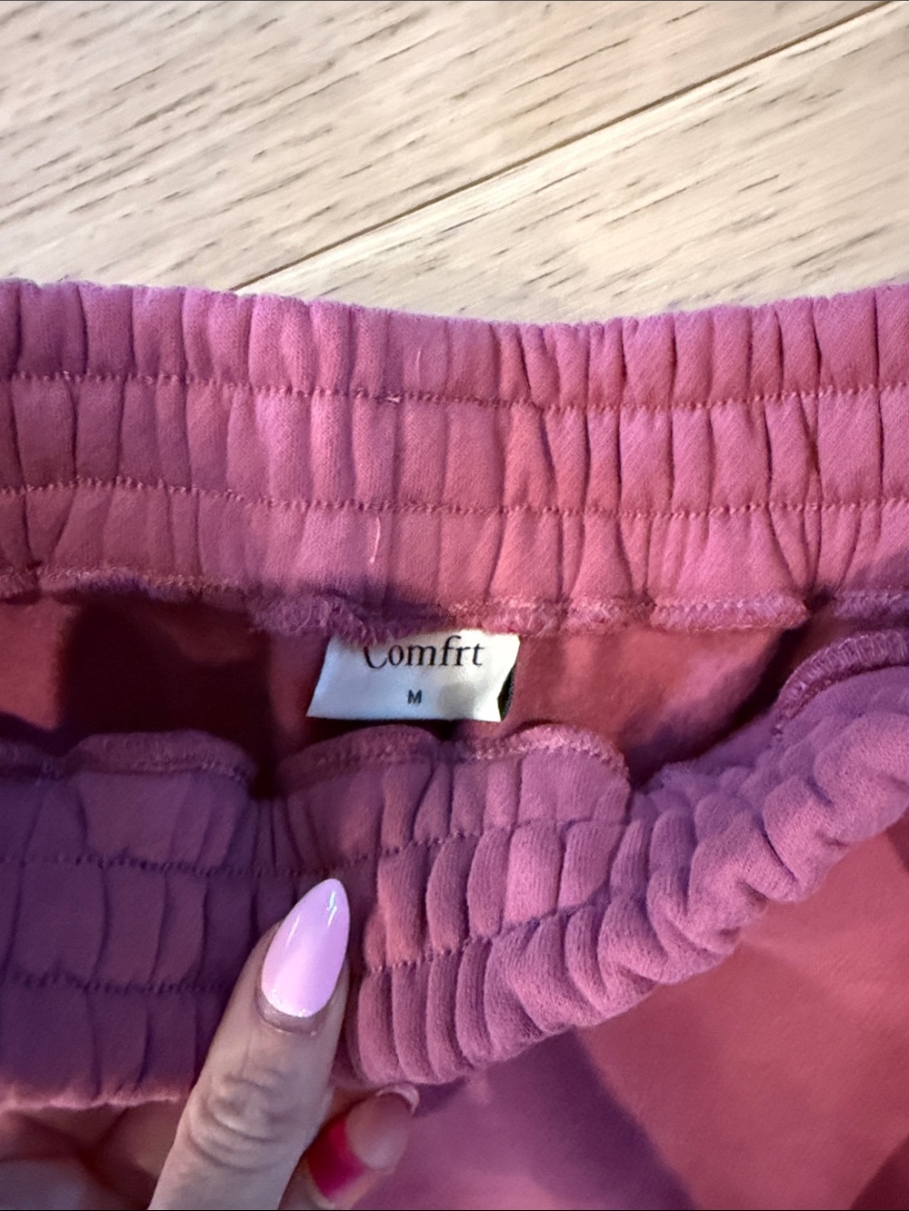 Comfrt Travel Collection Berry Sweatpants - Picture 3 of 5